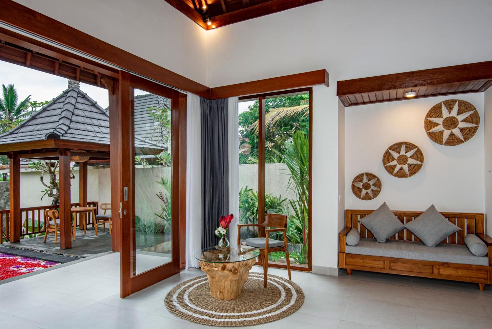Dewi Kunti Villa Тегаллаланг Экстерьер фото