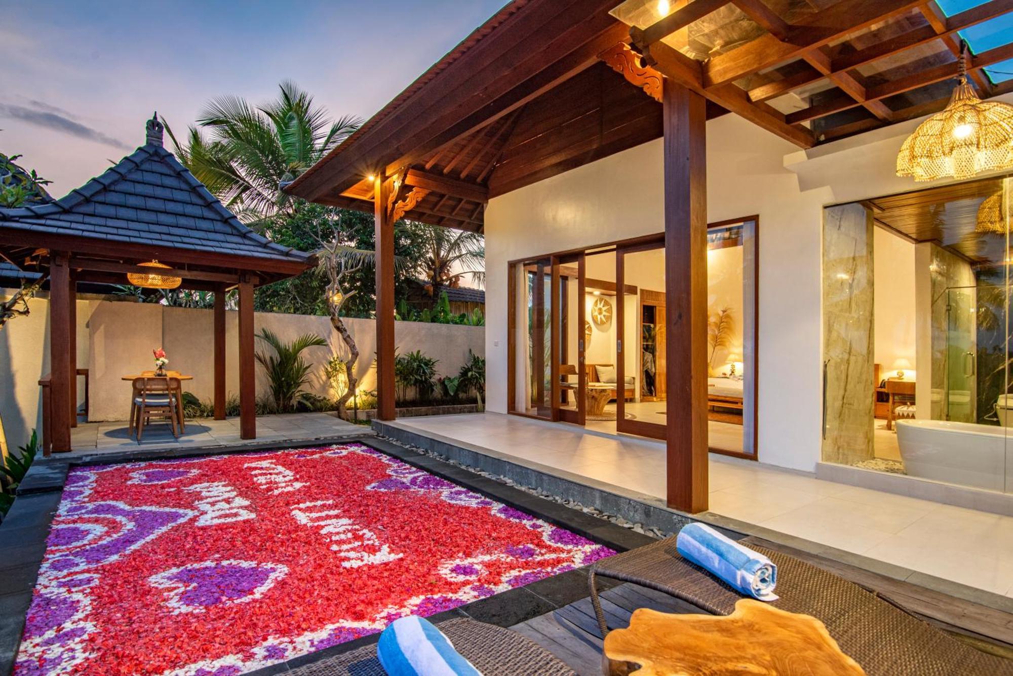 Dewi Kunti Villa Тегаллаланг Экстерьер фото