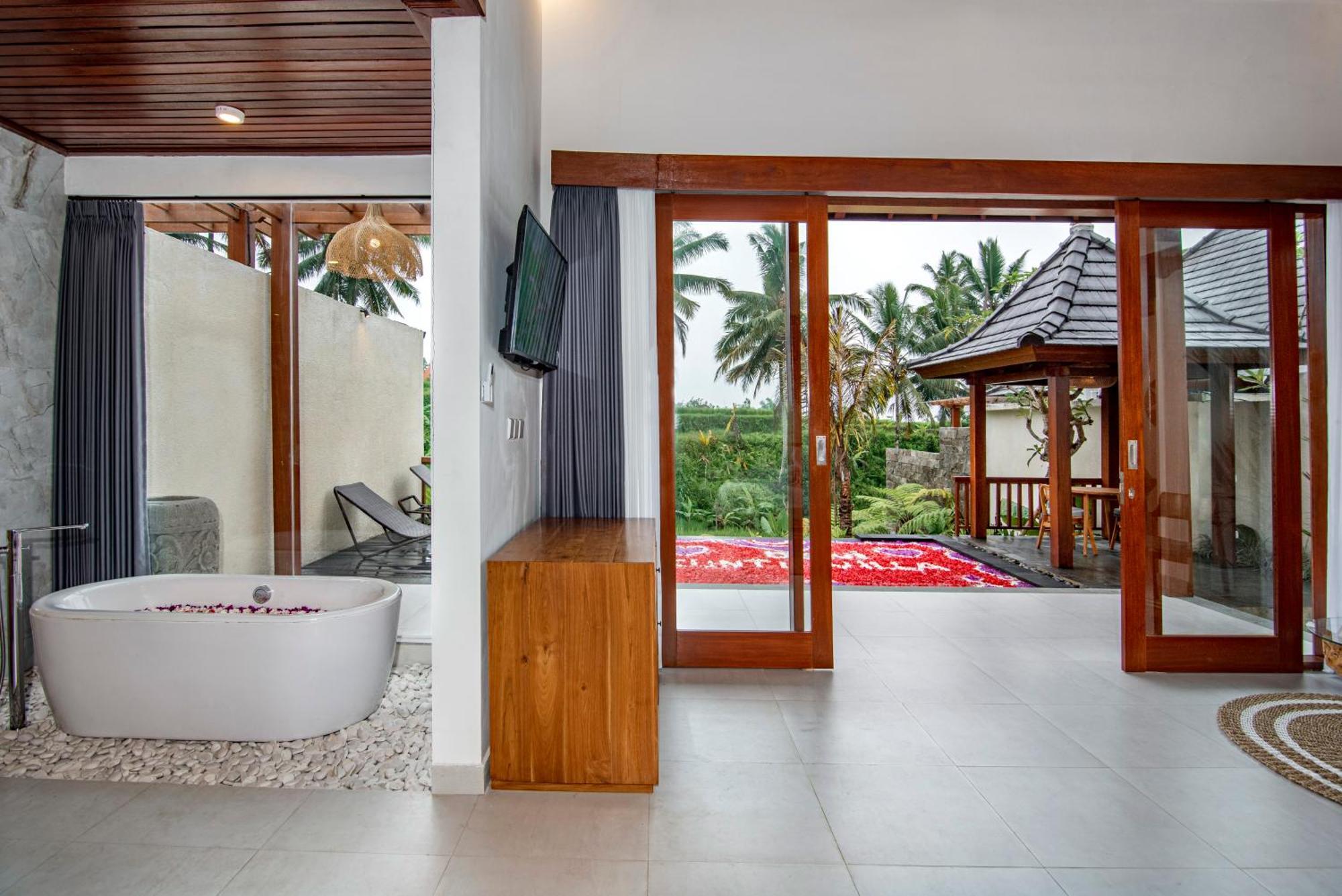 Dewi Kunti Villa Тегаллаланг Экстерьер фото